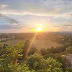 Du Soleil Apartment *
