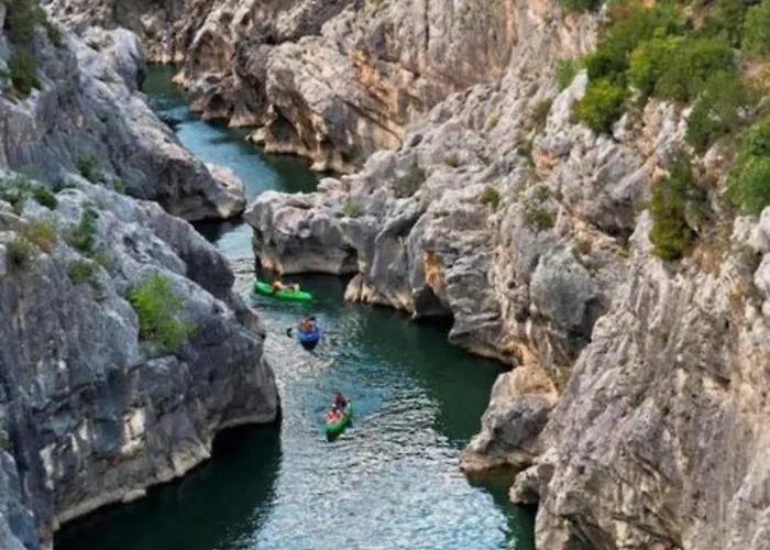 Du Soleil Μπεζιέ