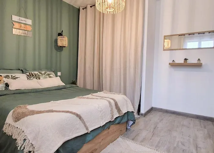 Du Soleil Μπεζιέ